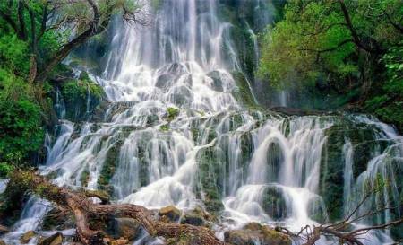 با شکوه ترین آبشارهای ایران در کجا قراردارند؟