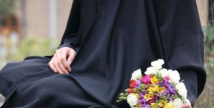 آیا آیه ای در قرآن که دلالت بر چادر به عنوان حجاب برتر کند وجود دارد؟