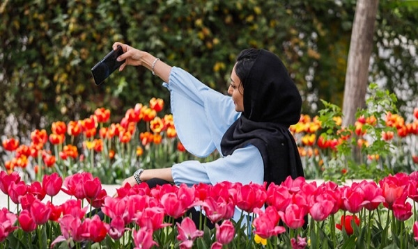 چرا حیا میان برخی زنان ایرانی کم شده است ؟