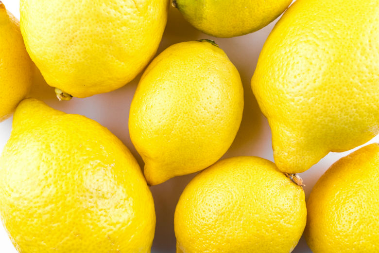 ۶ دلیل برای اینکه لیمو در روال زیبایی شما ضروری است!